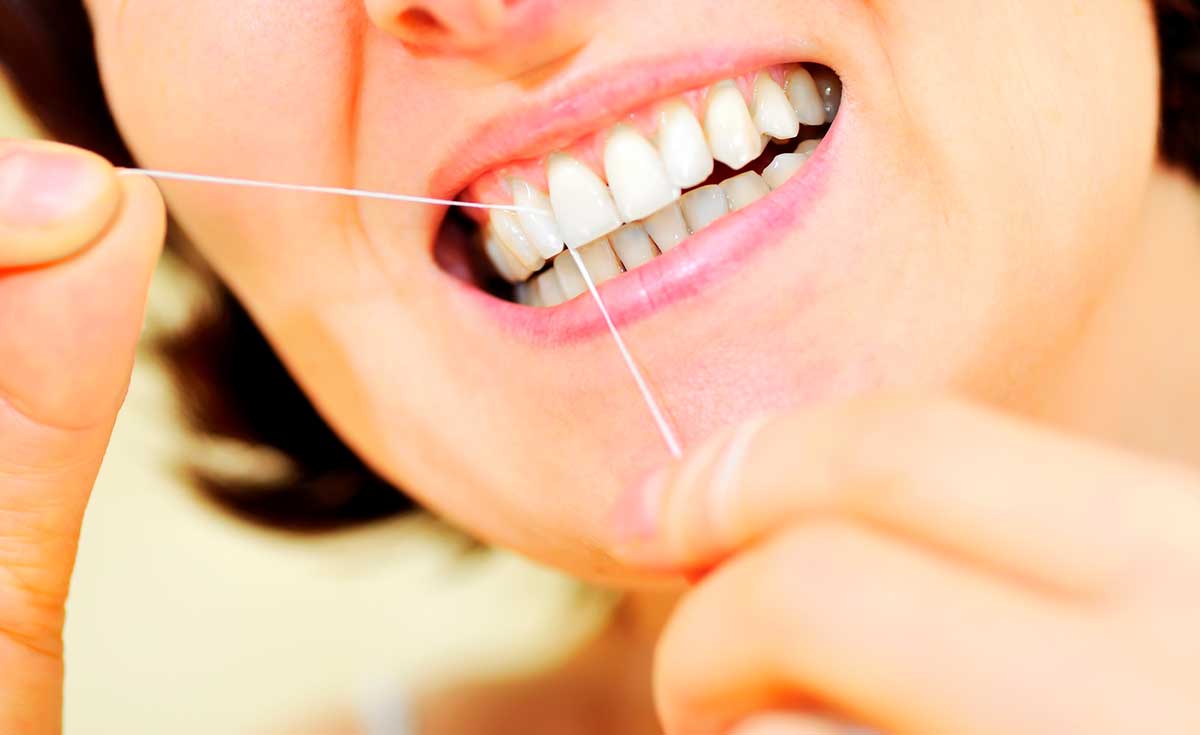 Why Brushing & Flossing is Important During Lockdowns