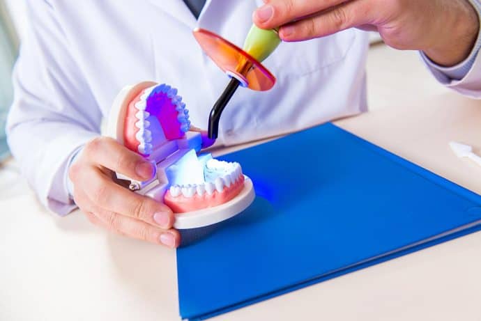 5 Things to Know About Dentures in Stoney Creek On